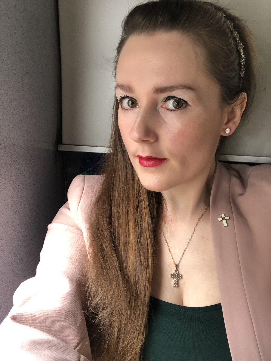 sarahlmull82's tweet photo. Going #Live 

Approx 12:15 today 😃

#CatholicVoice-Defend The #Family #ProtectTheChildren 🆘 

At The #Dáil 

Hopefully #YouTube Allows Me 

They removed my interviews with the #Public outside the #RTE Protest 😢 

#Tyrannical Country🇮🇪is gettin like #NorthKorea 😳

#GodWins ✝️ https://t.co/i3rfiMwhJU