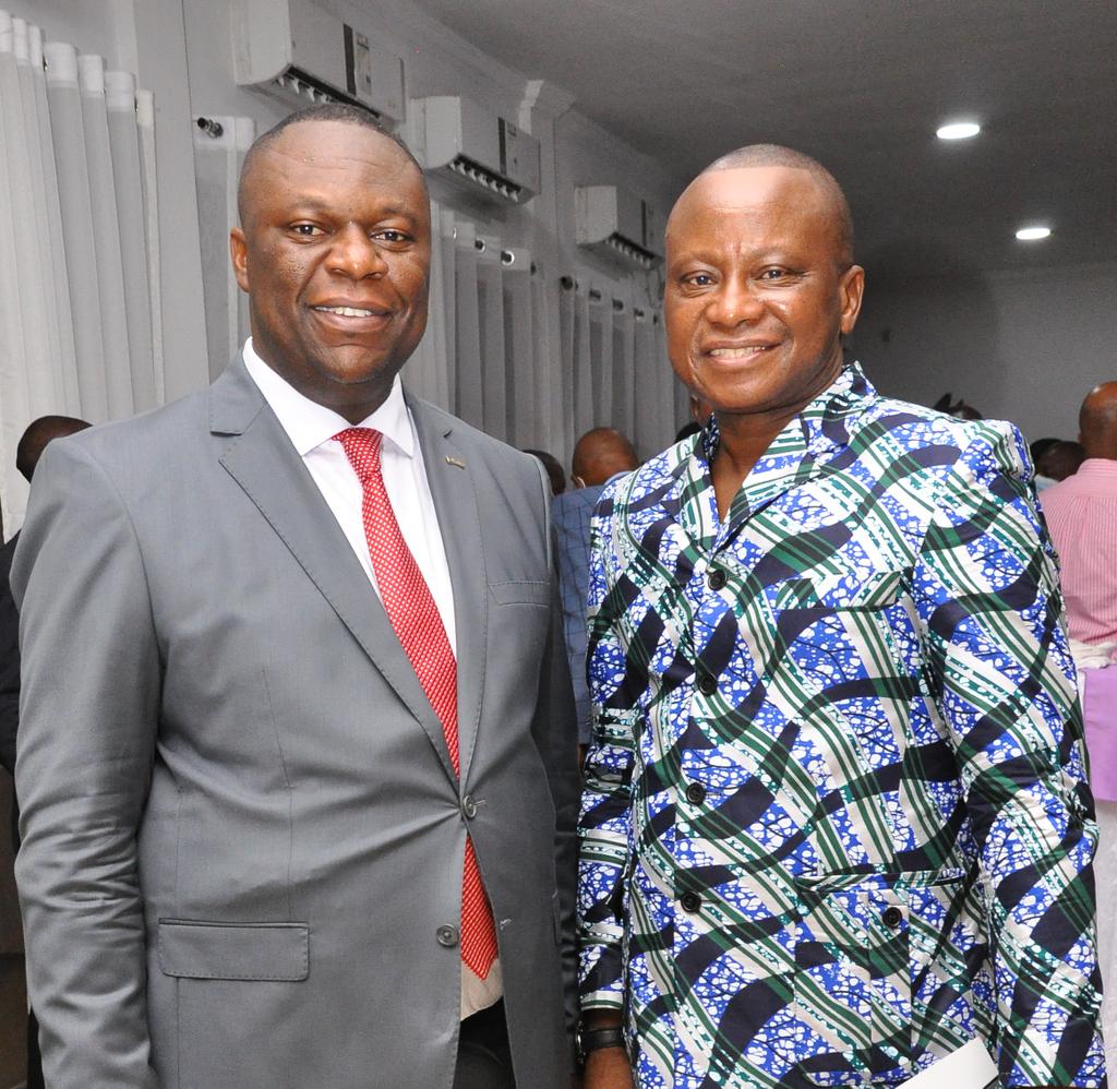 Félicitations Bwana mdogo, me lança <a href="/OkendeC/">JUSTICE POUR CHÉRUBIN OKENDE</a> à la fin d'une grande manifestation à laquelle j'étais MC. Un homme humble, courtois, ouvert et surtout fervent chrétien... Nous te pleurons Excellence ... <a href="/Ensemble_MK/">Ensemble pour la République</a>