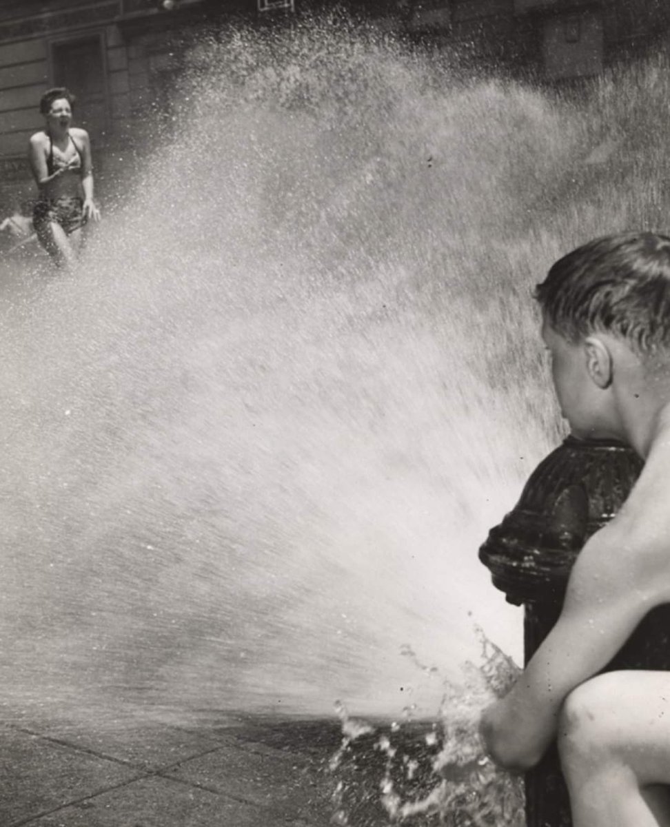 © Weegee.