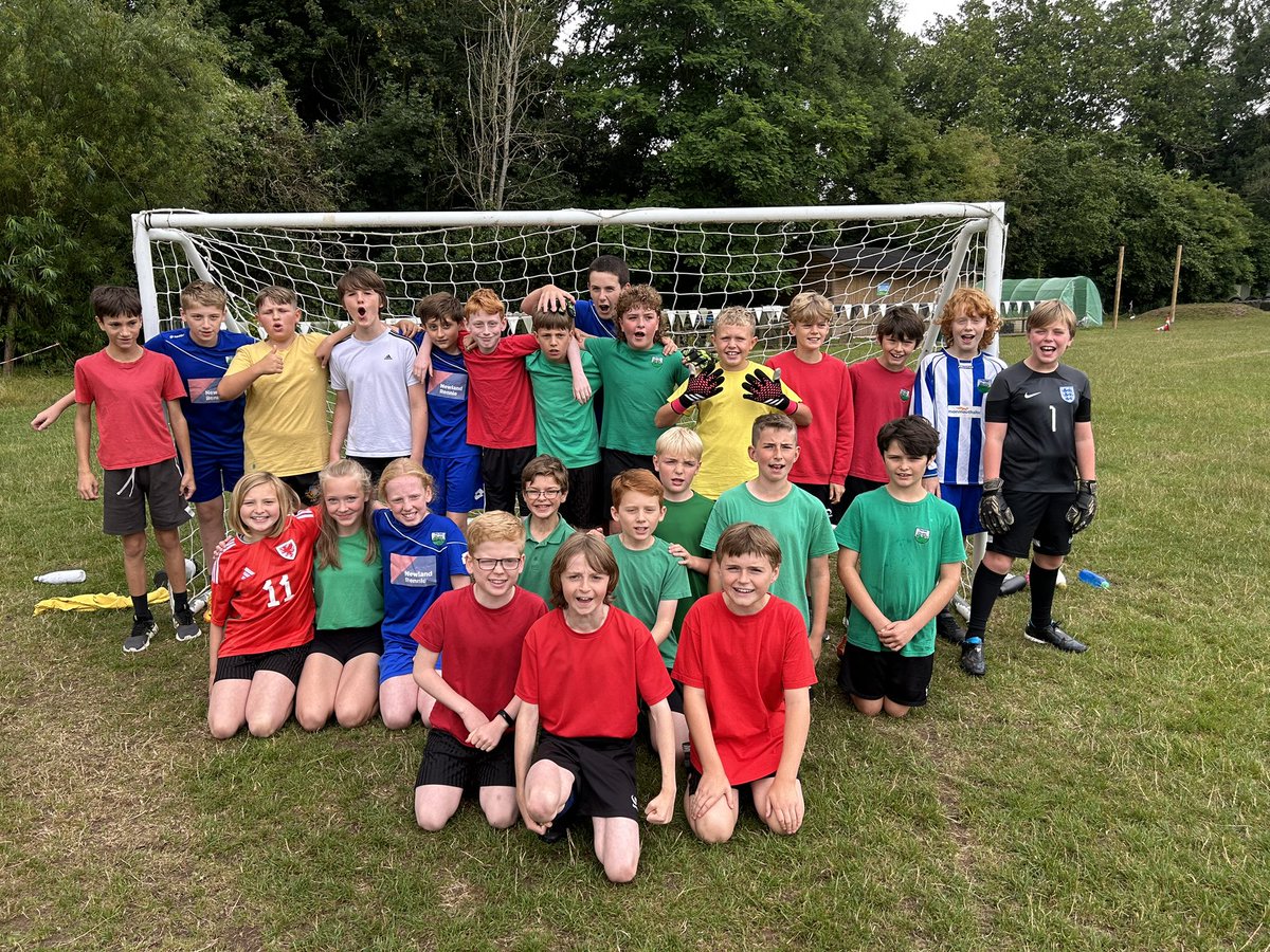 thedellschool's tweet photo. Llongyfarchiadau to The Dell Staff who were victorious in the Staff vs Y6 football match, and to Y6 who showed great sportsmanship and skills on the pitch! #healthyconfidentindividuals https://t.co/Jz7c2Angvf