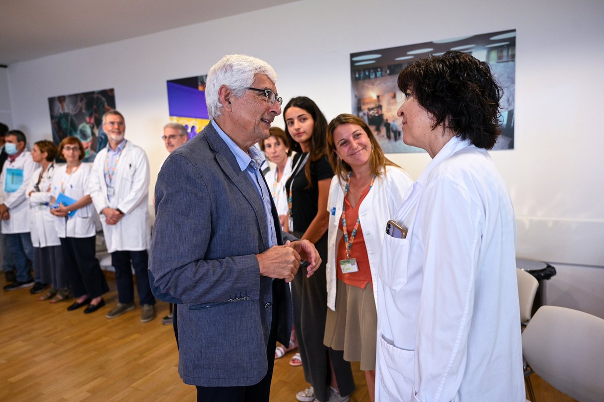 salutcat's tweet photo. 🔵 El conseller @manelbalcells ha visitat @hgermanstrias, hospital que enguany fa 40 anys, per reunir-se amb la direcció i els professionals del centre. 

També ha visitat el Servei Radiodiagnòstic i el Servei de Medicina Nuclear, que acaba d'estrenar el primer PET/TC digital. https://t.co/c5KHmHsI1e