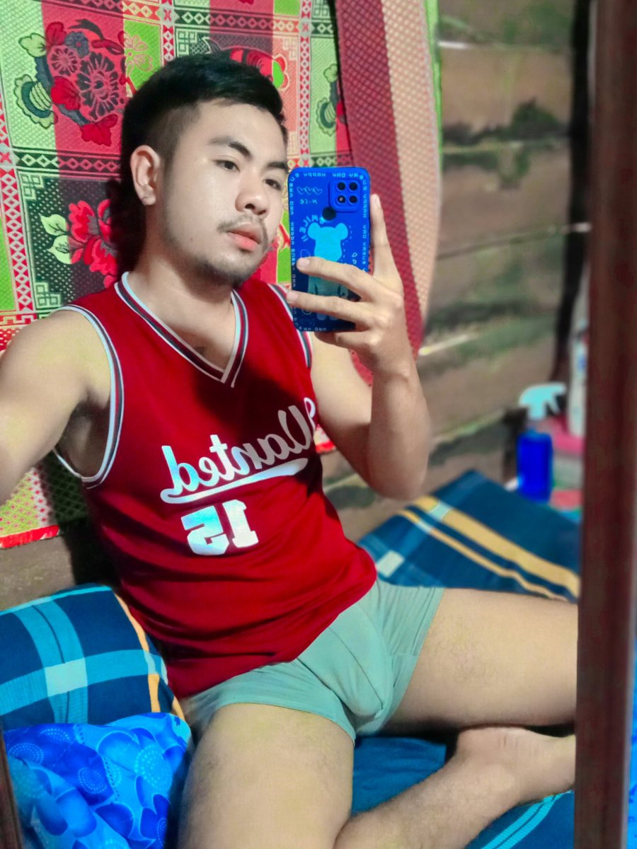 TTakhamwong's tweet photo. 🤍🤍  ไอ้หนอนน้อยมรึงจะขึ้นทุกวันไม่ได้น่ะเว๊ย ยิ่งไม่มีคยเอาลง https://t.co/cwP72Q6Yzt