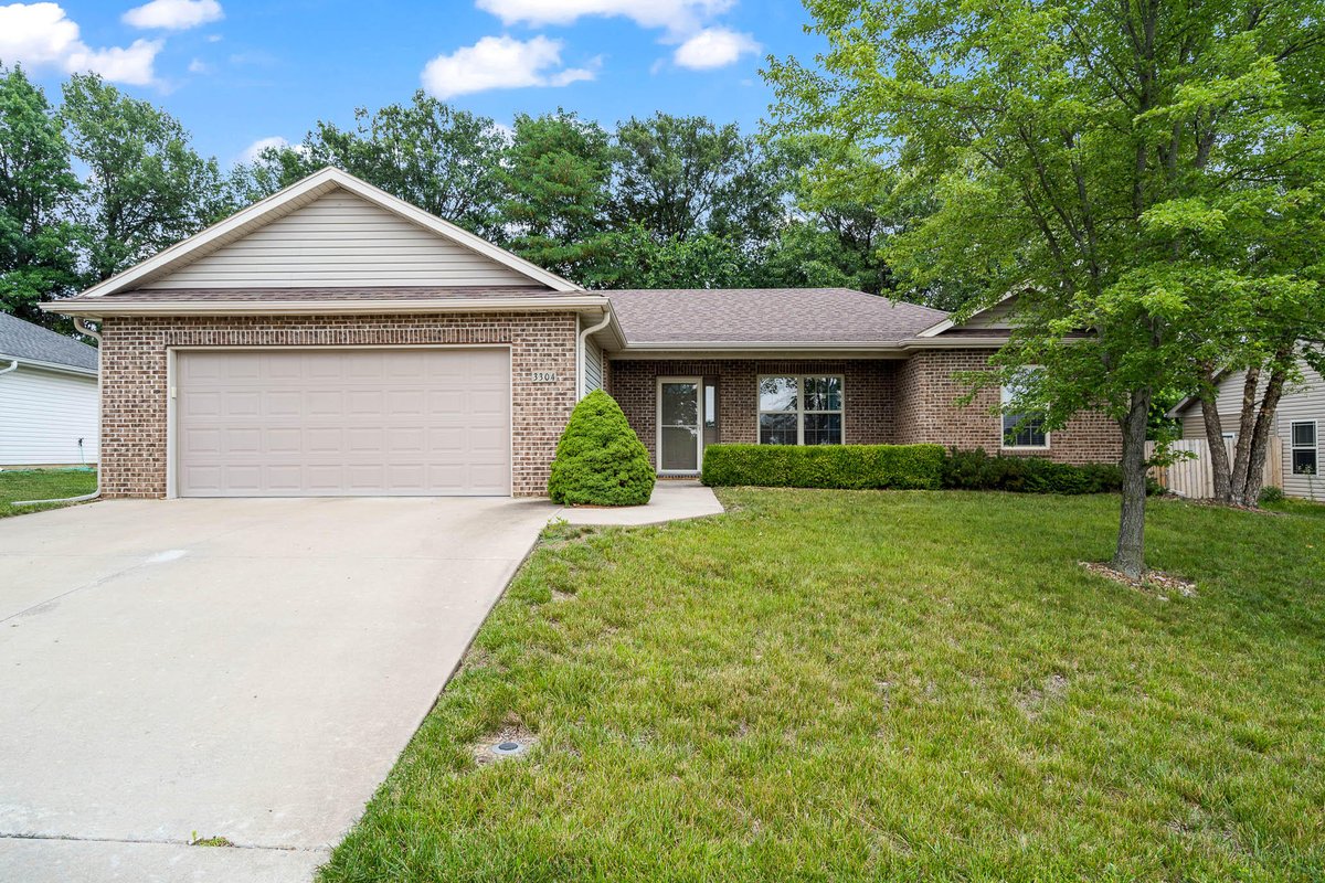 trishalee's tweet image. If you've been holding out for the perfect home, look no further. #homesweethome #newhome  cpix.me/l/173849817