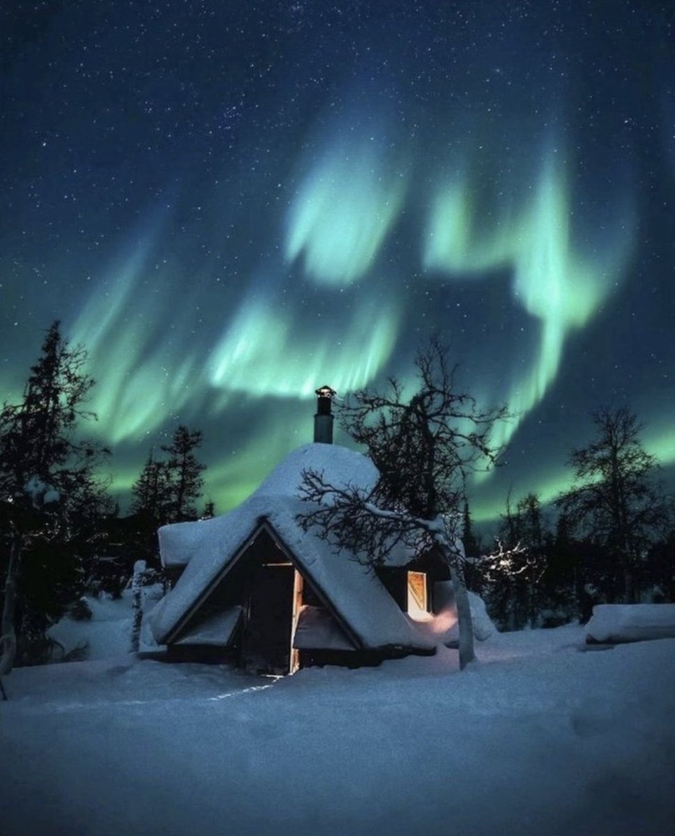 elimper1o's tweet photo. 5. Auroras Boreales, Escandinavia https://t.co/CK4xcFKBab