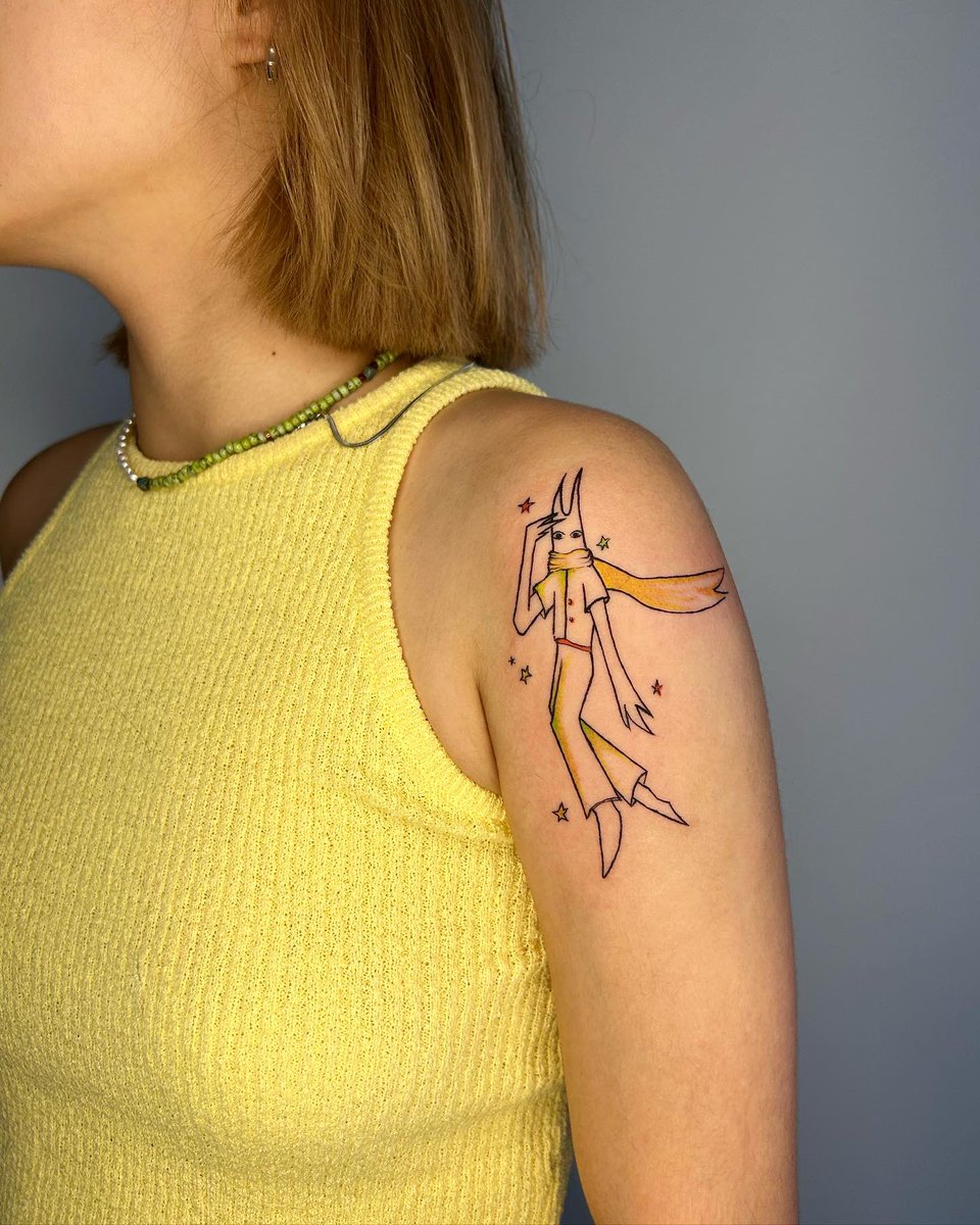 noseyume's tweet photo. I tattooed mister man x little prince ⭐️⭐️⭐️ I drew him on stream the other day hehe🔅🤴. Very happy with how this came out!!! #machinetattoo #tattoo https://t.co/kBbeEreN3o
