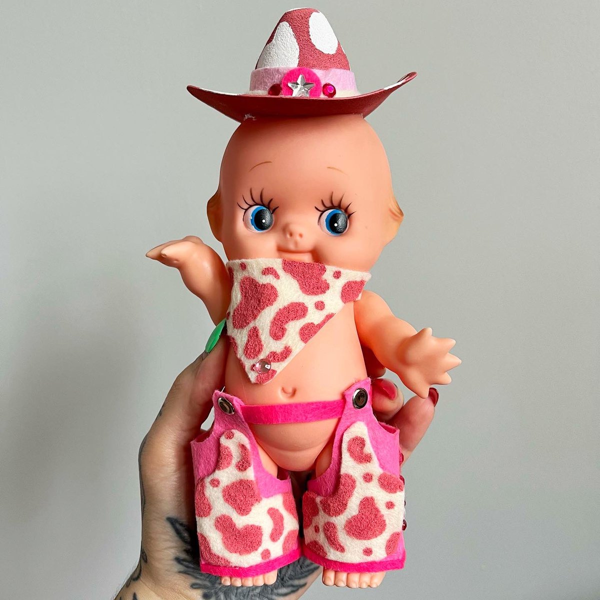 _peachparfait's tweet image. Barbie step aside… strawberry cowboy kewpie has entered the chat