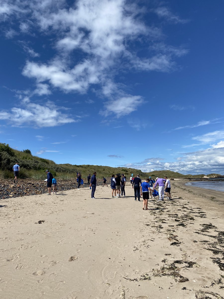 wildscotplace's tweet photo. Back with @OceanTeeGolf for @mcsuk beach clean & Seashore Safari as part of the #ScottishOpen @DPWorldTour. With this ongoing partnership we've been able to return to the beach & see changes over time using the #Beachwatch survey. 8kg removed this year. Thanks to all involved! https://t.co/7sSf1X4OfO