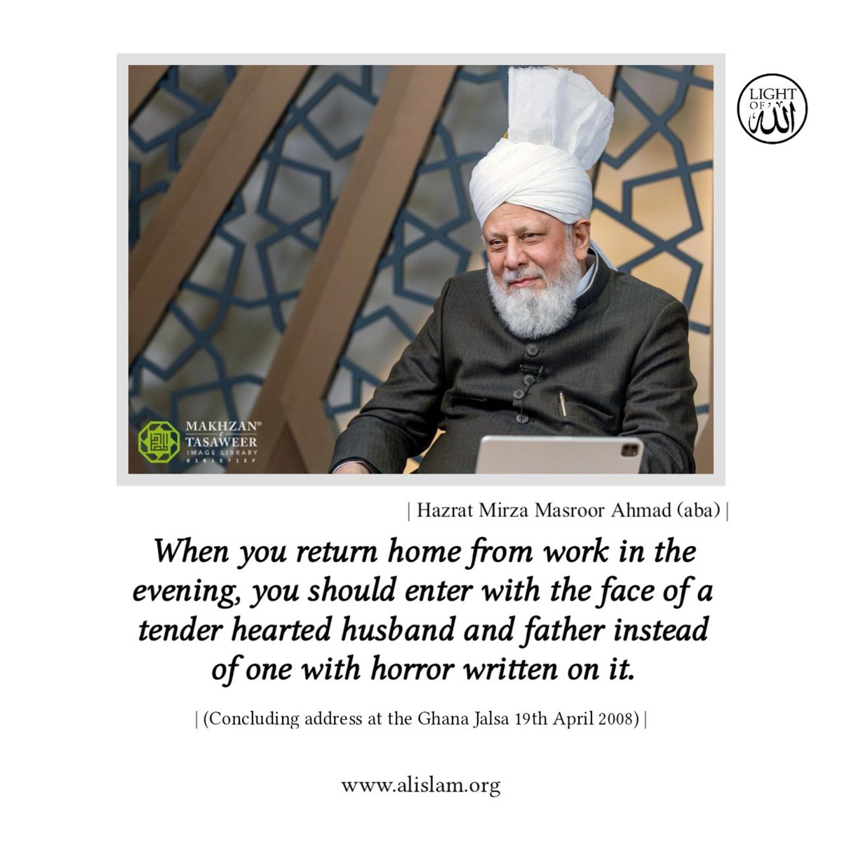 LightofAllah_'s tweet image. 