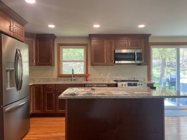 AdvancedGCCT's tweet image. We are delighted to share this Kitchen &amp;amp; Bathroom project where we had the pleasure of working with a repeat client to create their dream kitchen and bathroom spaces. ✨

👉️l8r.it/NQsW

#AdvancedGroupBuilders #ChmuraProject #KitchenRenovation #BathroomTransformation