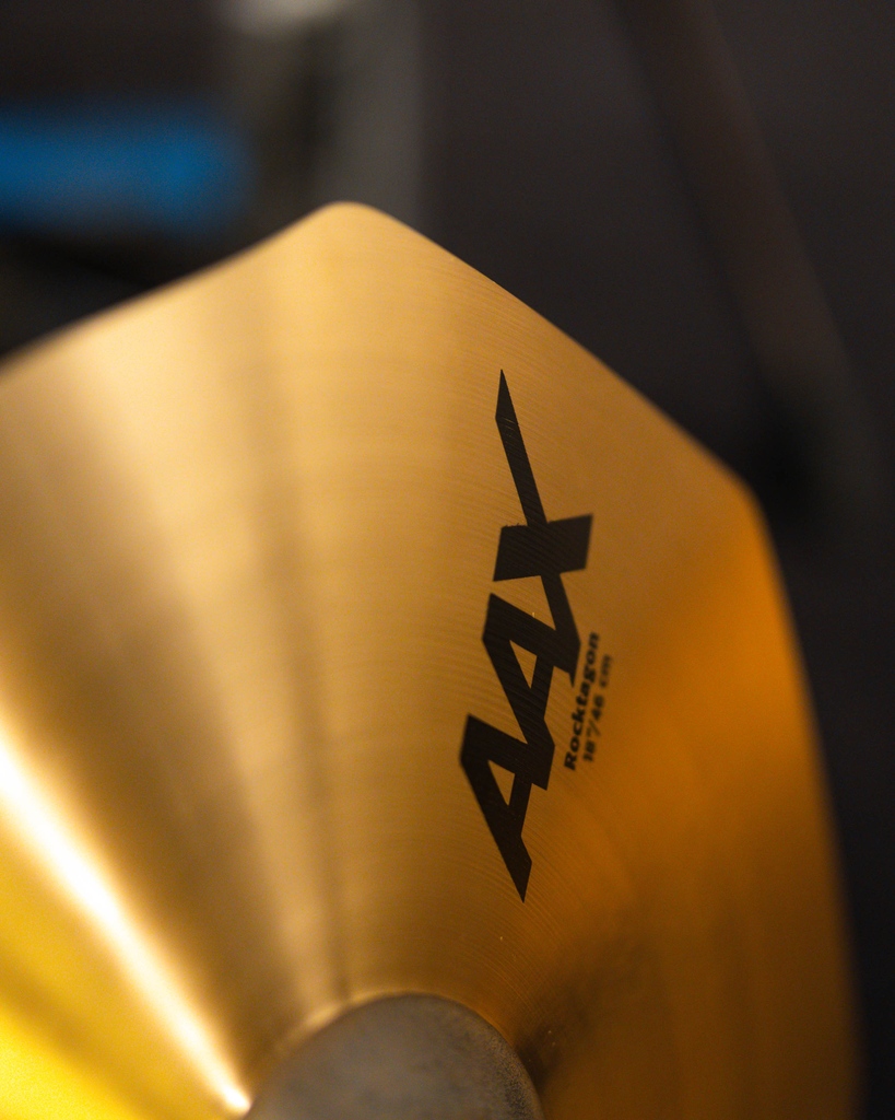 DLXstockholm's tweet image. 🛑ROCKTAGON?!?🛑

Är du trött på vanliga cymbaler? Spana då in denna 18″ AAX Rocktagon cymbalen från @Sabiancymbals

Följ länken för att köpa online
l8r.it/M7M0

#rocktagon #sabianrocktagon #cymbal #drumkit #musicstore #guitar #drums #bass #stockholm #dlxmusic