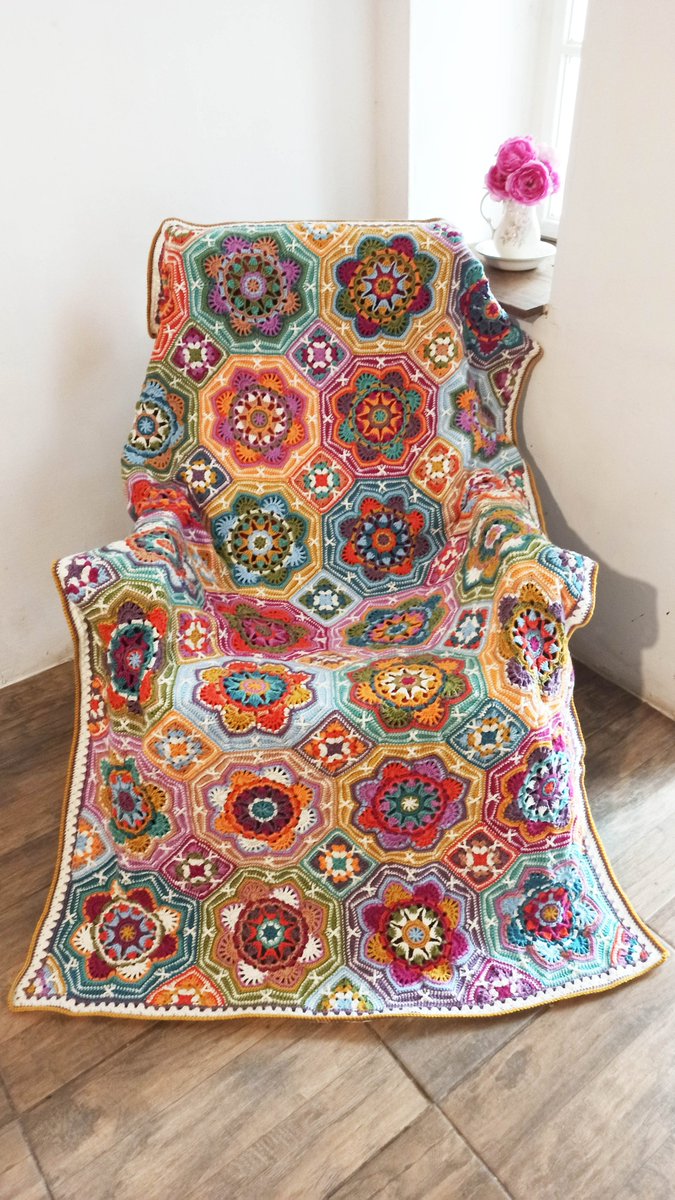 Indulge in the exquisite beauty of this Persian Tiles Crochet Blanket, meticulously handcrafted to add a touch of sophistication to your space.🧶 Material: Crafted from premium, soft yarns that offer both warmth and durability. #crochet #crochetblanket py.pl/YURH7