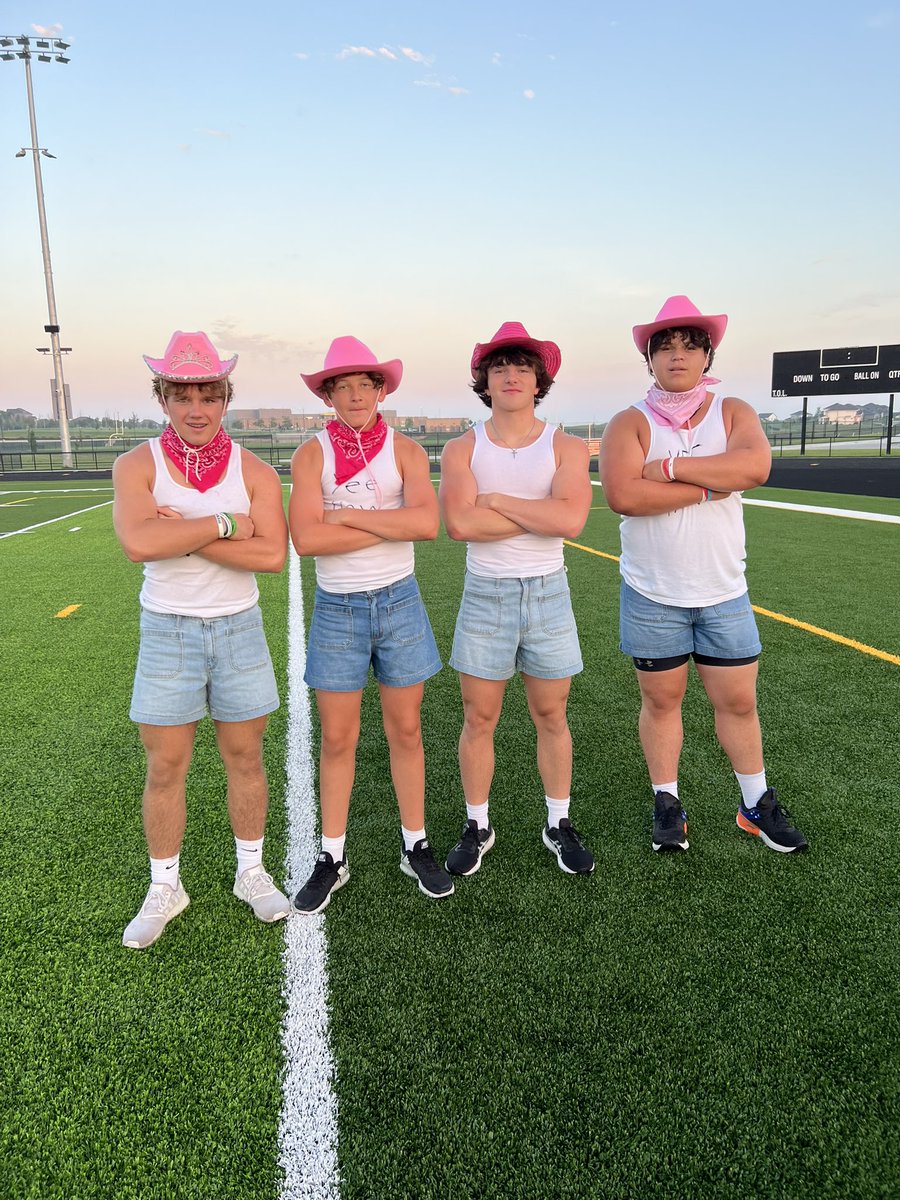 GriffFootball's tweet photo. Theme Thursday. Wild West. #TeamBonding #Creativity #BrickbyBrick https://t.co/p1a3kY1NXK