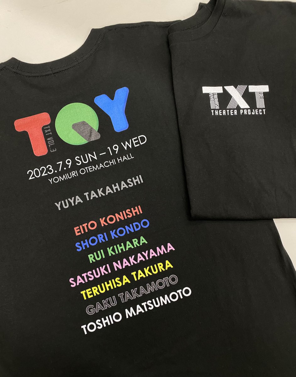 project_txt's tweet photo. 💤TXT vol.3「TQY」本日は休演日💤
明日は13:00/17:30公演です🕺

当日引換券販売中🎫
🟥e+
https://t.co/ooAkn1sfTy
🟩ローチケ
https://t.co/P3G1hIB63J
🟦チケットぴあ
https://t.co/iO3epKuv0I

🔽公演Tシャツ等グッズ販売はこちら👕✨
https://t.co/cSlWEF1trv

🔽公式HP
https://t.co/Ge6XDxUQel https://t.co/2MZ8T2ce98