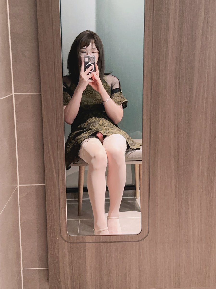 吃个橘子吧 tweet media
