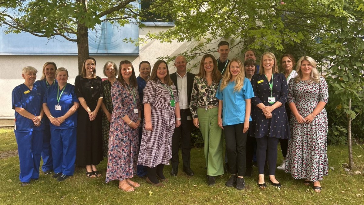 This morning, <a href="/macmillancancer/">Macmillan Cancer Support</a> CEO <a href="/gemmapeters/">Gemma Peters</a> and her team met with our Macmillan Professionals at UHW

Welcomed by Meriel Jenney, Matt Temby and Macmillan Lead Cancer Nurse Annette Beasley, our team highlighted Macmillan Cancer Support's impact on patient experience &amp; care