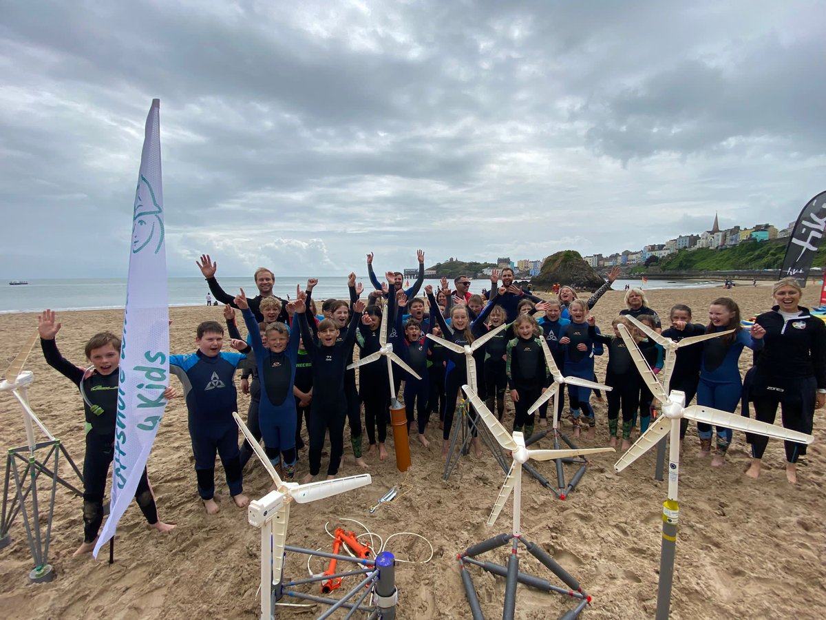 wind_gem's tweet image. What a fab day at work! Amazing to be involved in a collaborative offshore wind educational day in Pembrokeshire using our @Wind4Kids kits to inspire future generations to think about careers in offshore wind!  :)