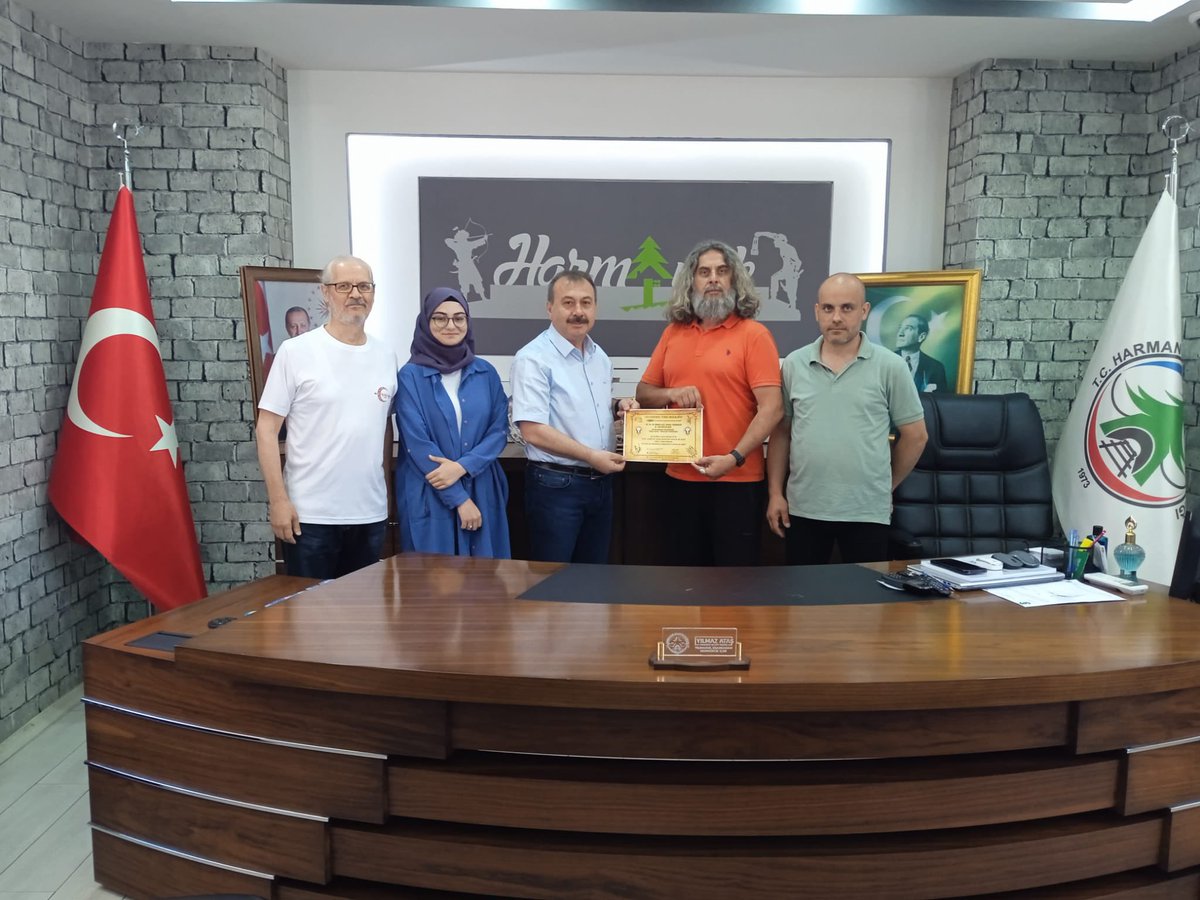 Atas_Yilmaz's tweet photo. 28-30 Temmuz 2023 tarihlerinde Bursa Büyükşehir Belediyesi ve Akıncılar Okçuluk Derneği ile düzenleyeceğimiz 16 farklı ülkeden yarışmacıların katılacağı "Uluslararası Okçu Şüca'yı Anma Geleneksel Okçuluk Turnuvası" için istişare toplantımızı gerçekleştirdik. https://t.co/JSm5hi6fNT