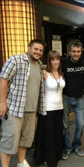 DavidMardo88's tweet photo. @Rafa_Pons  desde nuestro primer concierto “persiguiendo” y procurando acudir en todas las ocasiones que vienes a Madrid! 
Por cierto…. Como dice tu último disco… que Jóvenes…. Éramos… jajajaa! https://t.co/3Vb3xMuuAt