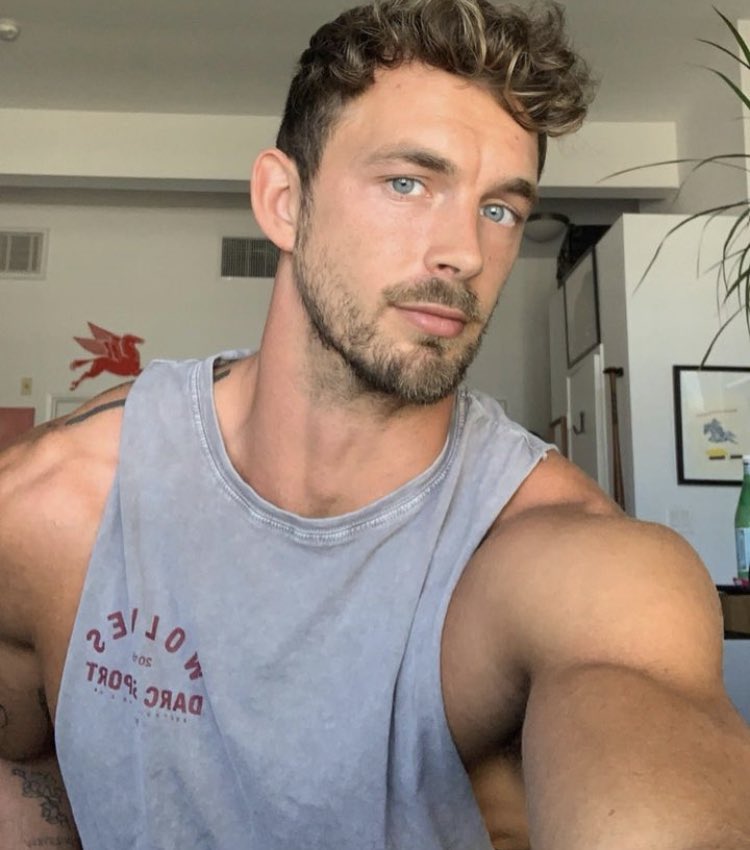 RyleMoore_'s tweet photo. Heads or Tails 

⸻ 𝐭𝐡𝐞𝐦𝐞 𝐝𝐚𝐲: 𝐠𝐫𝐞𝐲 𝐝𝐚𝐲 ᴴᴹᴳᴰᴿ https://t.co/GuCkSdh2vP