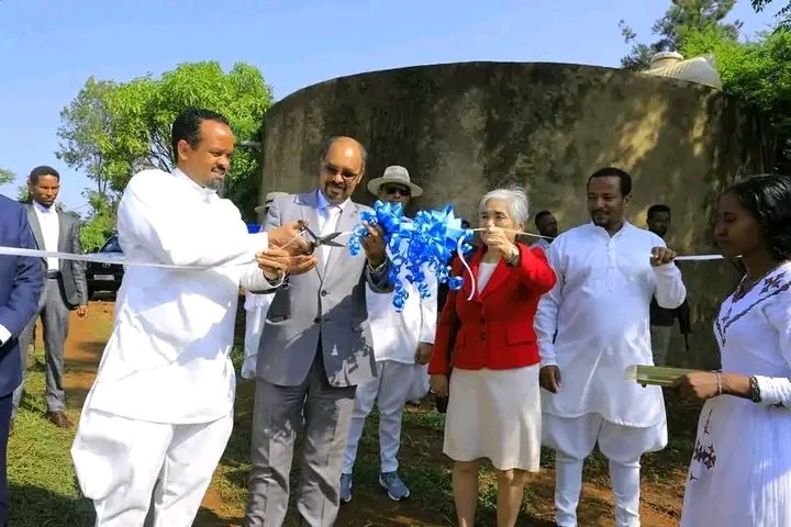 BahirdarC's tweet photo. ከጃፓን መንግስት ድጋፍ በተገኘ 650 ሚሊዮን ብር በጀት የተገነባዉ የንፁህ መጠጥ ዉሃ ኘሮጀክት ተመረቀ https://t.co/idMNx85Jpb