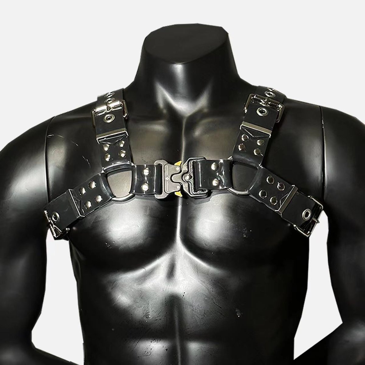 #淘宝搜店KBboy

-新品上架，限时8折，

关注+转发本条推文，
转推列表抽1名赠送KBboy手工胸带一副；
转发截至时间：2023/07/18 21：00；
开奖时间：2023/07/18 23：00；

-库存数量有限，记得先关注收藏+加购；
-折扣截至7月20号23：59，欲购从速
-更多新品即将发布，请持续关注