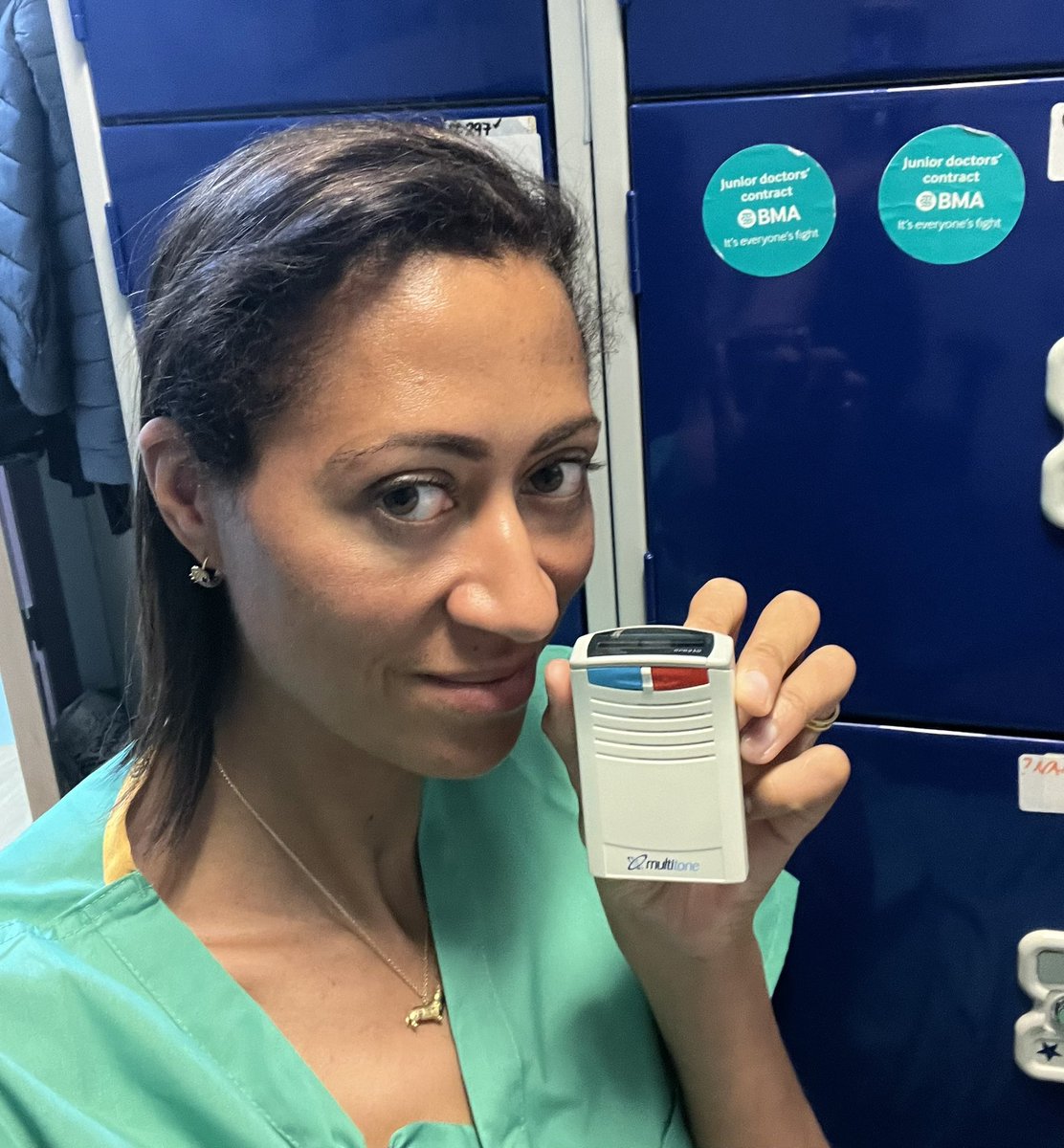 Today I am working as both the gynae consultant and the the gynae registrar whilst my doctor colleagues strike for FPR.

4th strike, 4th time back on the wards, proud to support a generation of doctors who believe in real action, not stickers 🦀 

#JuniorDoctorsStrike #fpr #bma