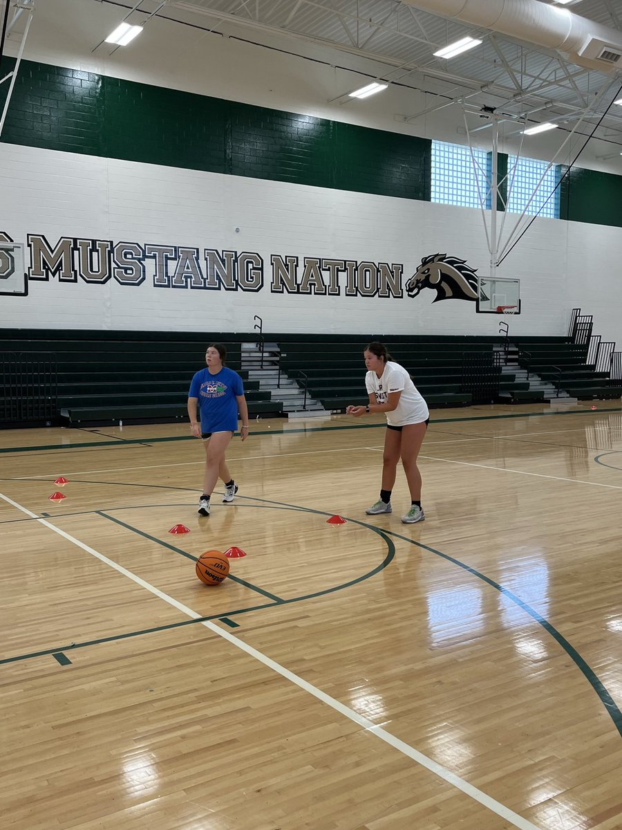 Ola Lady Mustangs Basketball tweet media