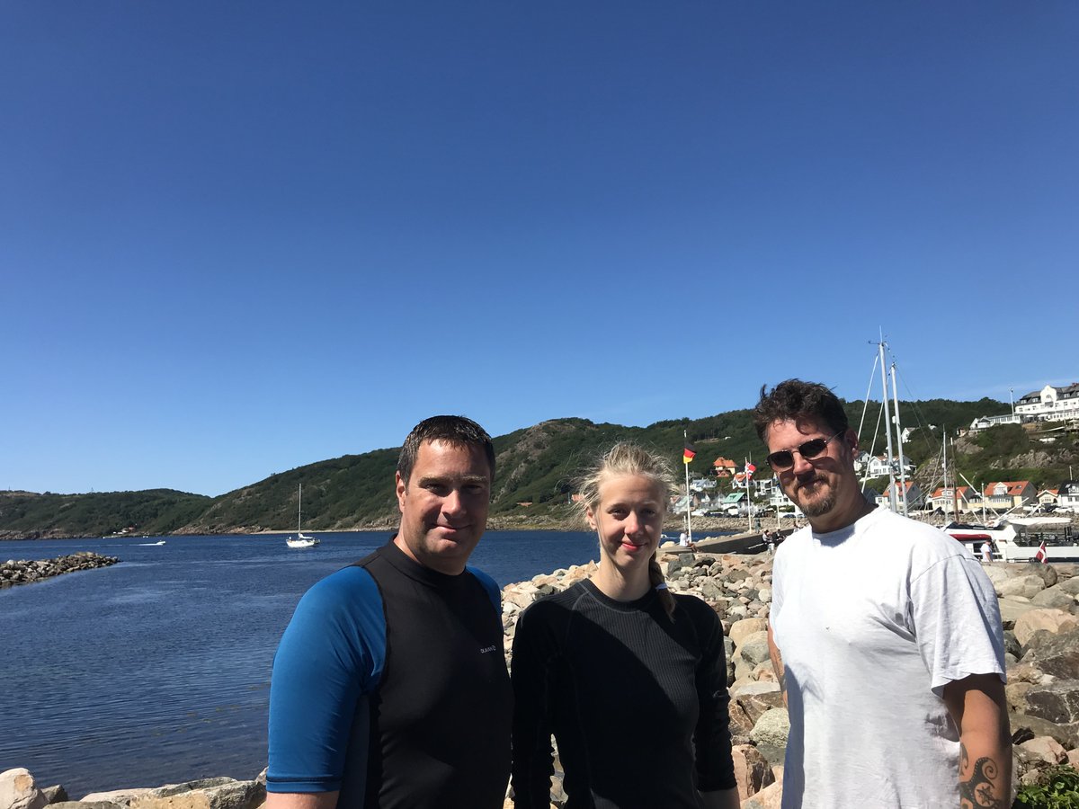 H2O_Diving's tweet photo. Ett stort grattis till Fredrik, Louise och Tammi som har blivt certifierade som Advanced Open Water Divers!
 
Vill du veta mer om Advanced kursen kan du läsa det här: https://t.co/IeTgJyON6v

#scuba #padi #advancedopenwater https://t.co/ApqhTzAuHQ