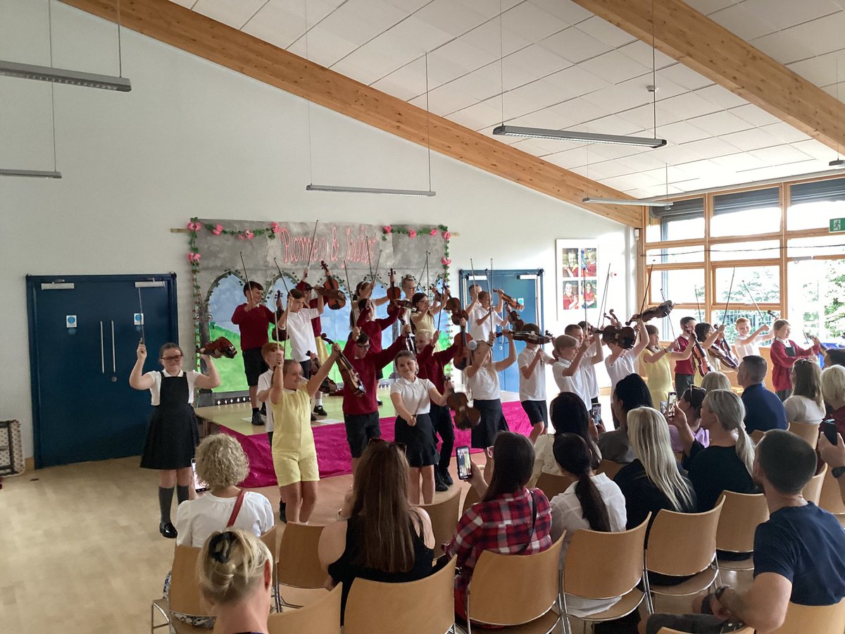 StMary_ofAngels's tweet photo. A brilliant morning for our Year 5 musicians. We celebrated an amazing year of embracing the arts with our annual violin concert. Thank you to Miss Sherwood for her expertise this year @MusicalRoutes and didn’t our Year 6 children do well too! We are so very proud of you all 🎻🎶 https://t.co/hZZelMm6va