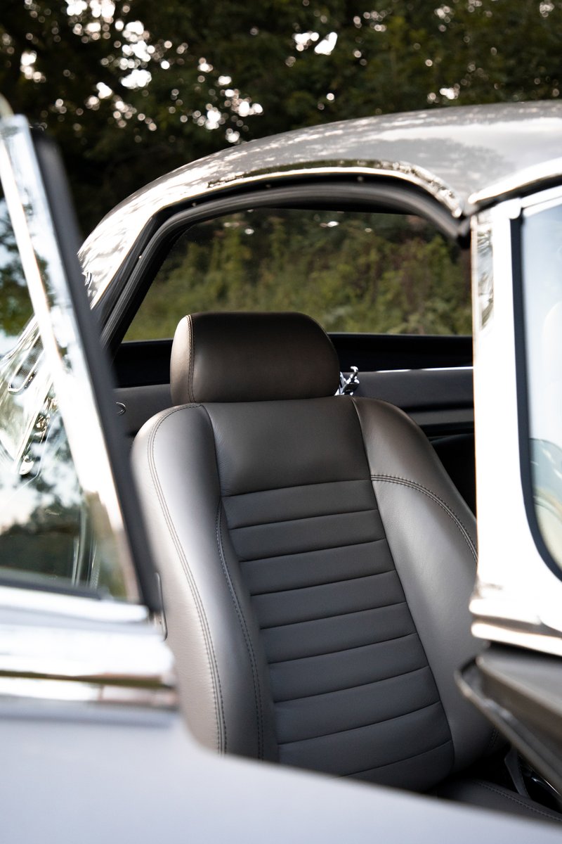#throwbackthursday - Our Singapore commission Unleashed E-type. Gunmetal over Charcoal interior, a truly unique machine! Learn more: loom.ly/mPeDois #unleashed #unleashedbyetypeuk #unleashedetypes #unleashedcars #etypeuk #etypereimagined #restomod #reimagined