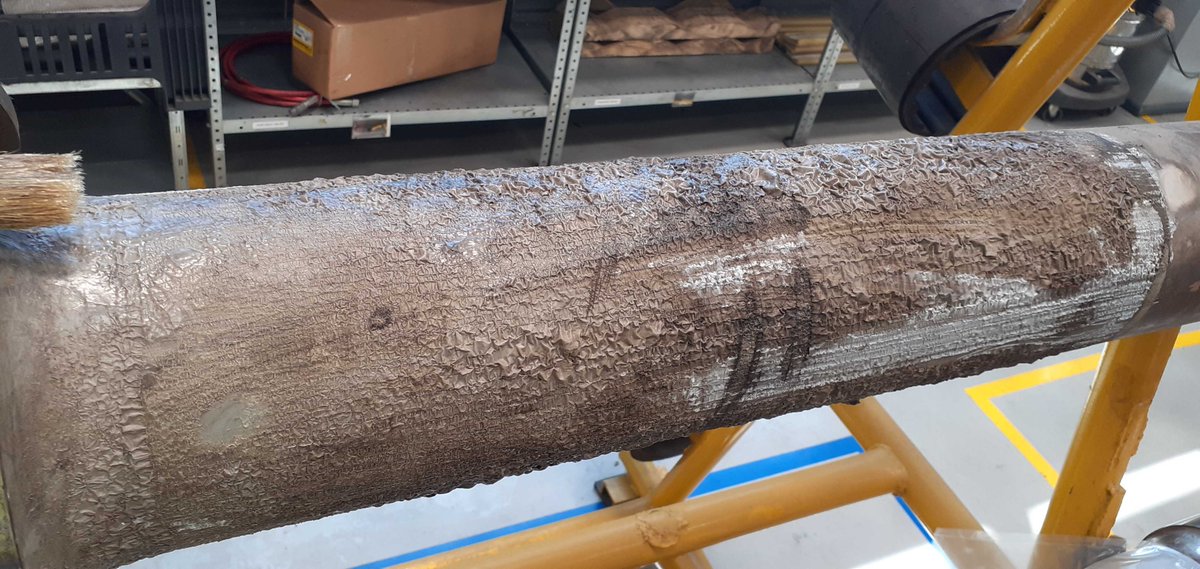 BEFORE &amp; AFTER - TRAIN AXLES! Our customer needed a solution to remove dried on paint from the train’s axles. They had been using a toxic solvent which took almost a whole day! 😱

A BIO-CIRCLE solution was applied. After 2 hours the first layer of paint could easily be removed💚