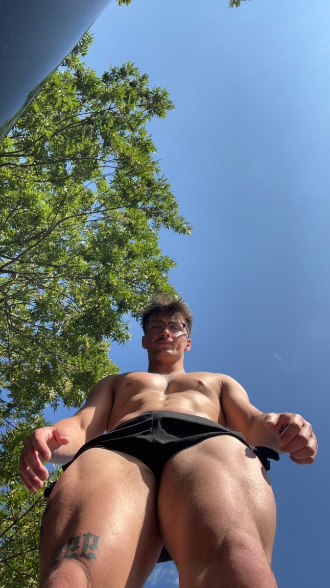latenightnic's tweet photo. the quad father https://t.co/R7YG7isEPo
