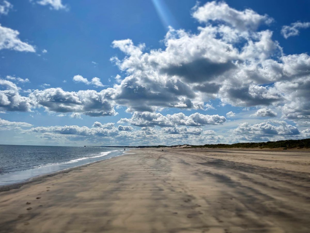 Gorgeous walk with my super sis <a href="/p_auntie/">Auntie P</a> 🥰🥰 #northeastcoast #northeastcoastline #beautifulviews #stunning #summer