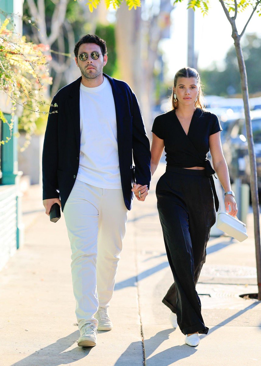 RT @21metgala: Elliot Grainge and Sofia Richie Grainge are seen in Los Angeles, California. https://t.co/OI9rC1y40I