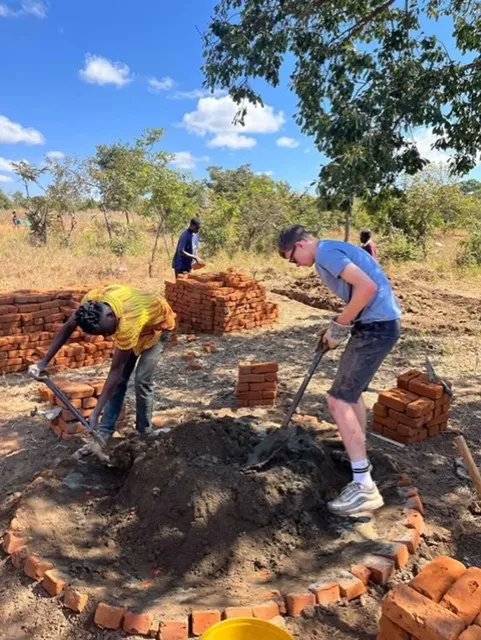 Frensham Heights (@frenshamheights) on Twitter photo The term may have finished but some of our students are hard at work in Malawi. They are learning so much from this incredible experience. #teammalawi2023 #whoweare #howwelearn #partnerschool #workingtogether <a href="/MalawiTrust/">Malawi Schools Trust</a> @MalawiSchoolsTrust The term may have finished but some of our students are hard at work in Malawi. They are learning so much from this incredible experience. #teammalawi2023 #whoweare #howwelearn #partnerschool #workingtogether <a href="/MalawiTrust/">Malawi Schools Trust</a> @MalawiSchoolsTrust