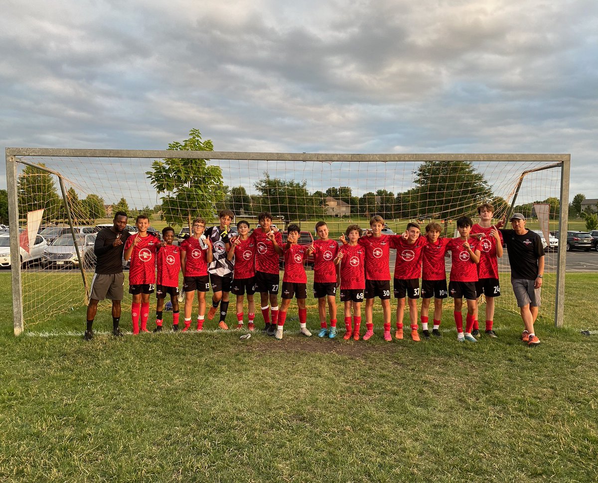 2010_NPL_Boys's tweet photo. 🎉 Congratulations to Shakopee NPL on their stunning victory last night, securing the number one spot in their soccer bracket! 🏆⚽️🥇

#ShakopeeNPL #NumberOne #ChampionsOnTheField #TeamworkMakesTheDreamWork #Victory #HardWorkPaysOff https://t.co/fQL3l2H59O