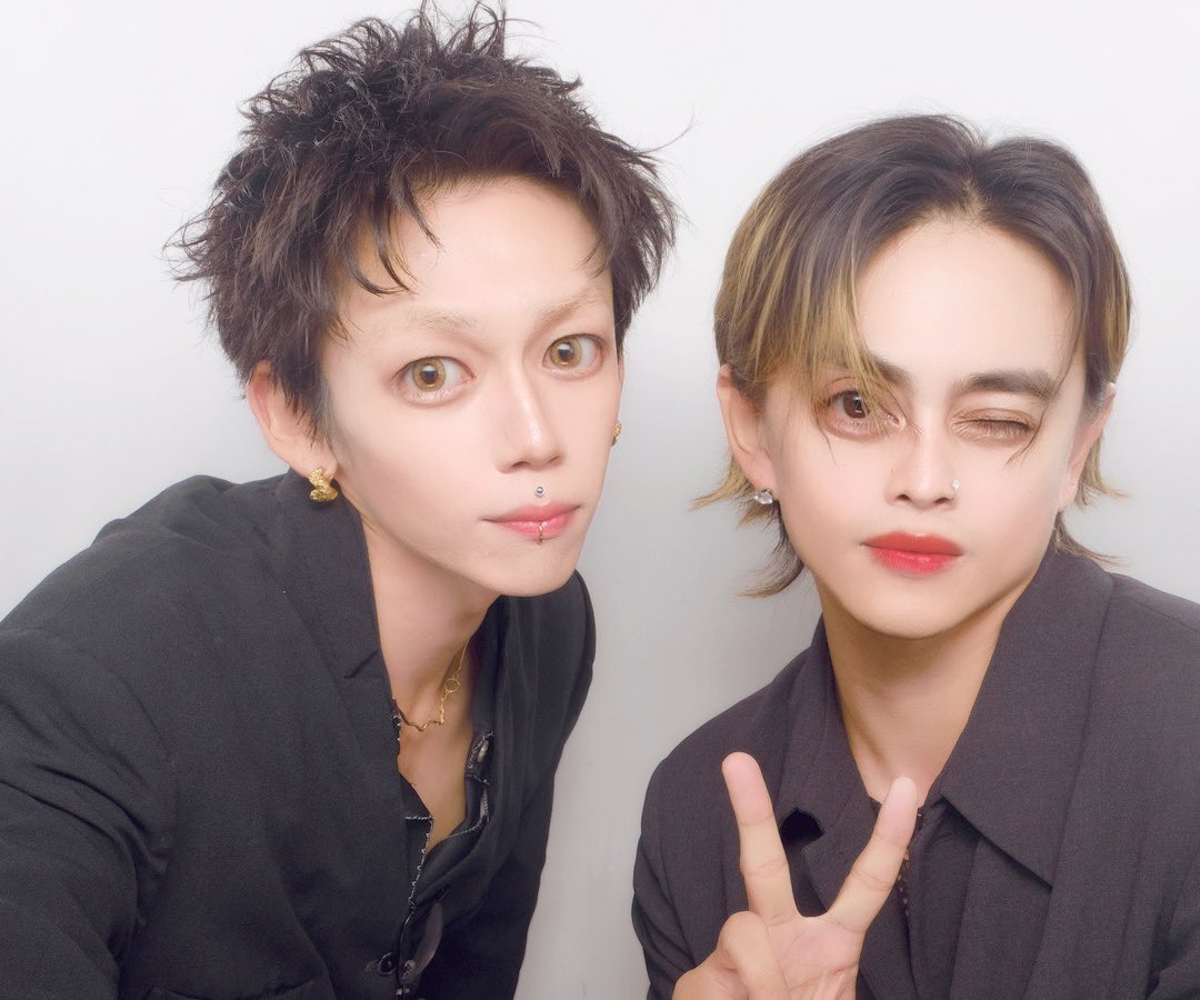 FlowBack05's tweet photo. FlowBack Mini Album「intersect」リリース記念イベントタワーレコード錦糸町パルコ店にお越しの皆さんありがとうございました✨

次回は7/15(土)タワーレコード仙台パルコ店にてミニライブ&amp;特典会を開催します😌
https://t.co/5uMHRSXzjU

#FlowBack #intersect_0627 https://t.co/RTIPJWQKA5