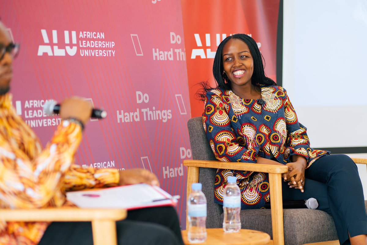 CRA_Fellowship's tweet photo. #TBT Hon. Minister of ICT, Rwanda.🇷🇼 @MusoniPaula joined our fellows in Kigali earlier this year during an intensive week on how to  digitize public sector services on the continent. We are grateful for her support and continued work at the ministry of @RwandaICT 

#ALUfellows https://t.co/OrULKmcnSS