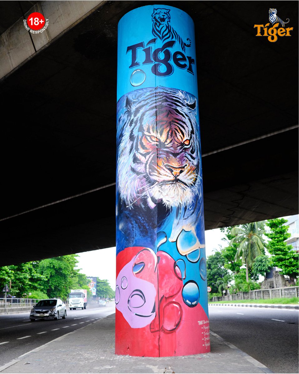 tigerbeer_ng's tweet photo. Uncaged tigers and uncapped colours… say less! @the_flying_bushman we don’t know which piece we love more, Naija what do you say? #TigerBeerXOzumbaMbadiwe. #LiveUncaged #AlwaysBoldAlwaysRefreshing https://t.co/3eRs92v1PP