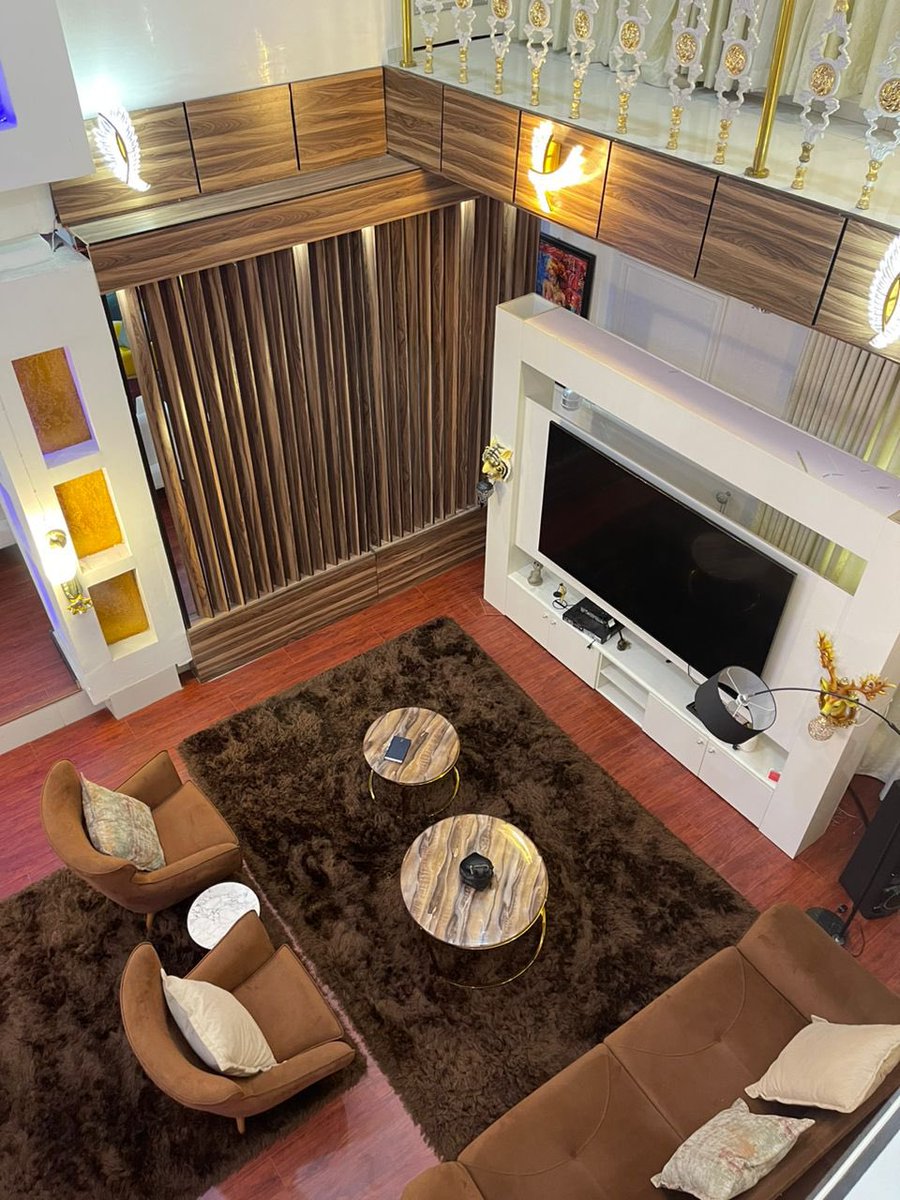 Pixxonwallpape's tweet photo. Hardwood flooring is a good investment that can enhance the value of your home and provide beauty for a lifetime.

Call or Whatsapp: 09060008792 or 07045890497

#hardwood #flooring #hardwoodflooring #floors #design #floor #handmade #renovation #homedecor https://t.co/et6bMK3urx