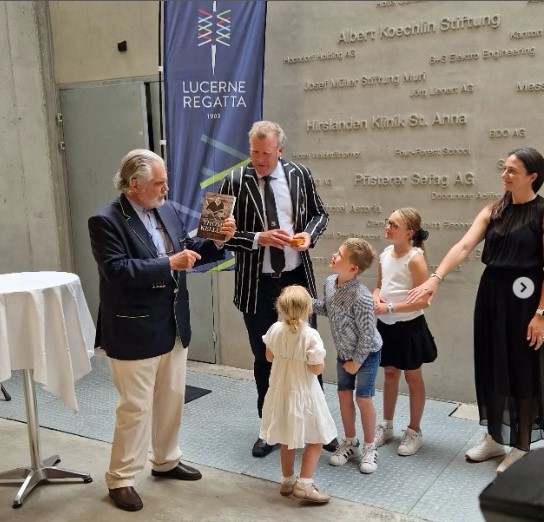 Hear The Boat Sing (@boatsing) on Twitter photo On HTBS: Last Sunday in Lucerne, <a href="/MaheDrysdale/">Mahe Drysdale</a> received <a href="/worldrowing/">World Rowing</a>'s most prestigious award, the Thomas Keller Medal from the hands of Dominik Keller. Drysdale's friend <a href="/OlafTufte08/">Olaf Tufte</a> said that Drysdale is “one of the world best rowers of all time." heartheboatsing.com/2023/07/13/mah… On HTBS: Last Sunday in Lucerne, <a href="/MaheDrysdale/">Mahe Drysdale</a> received <a href="/worldrowing/">World Rowing</a>'s most prestigious award, the Thomas Keller Medal from the hands of Dominik Keller. Drysdale's friend <a href="/OlafTufte08/">Olaf Tufte</a> said that Drysdale is “one of the world best rowers of all time." heartheboatsing.com/2023/07/13/mah…