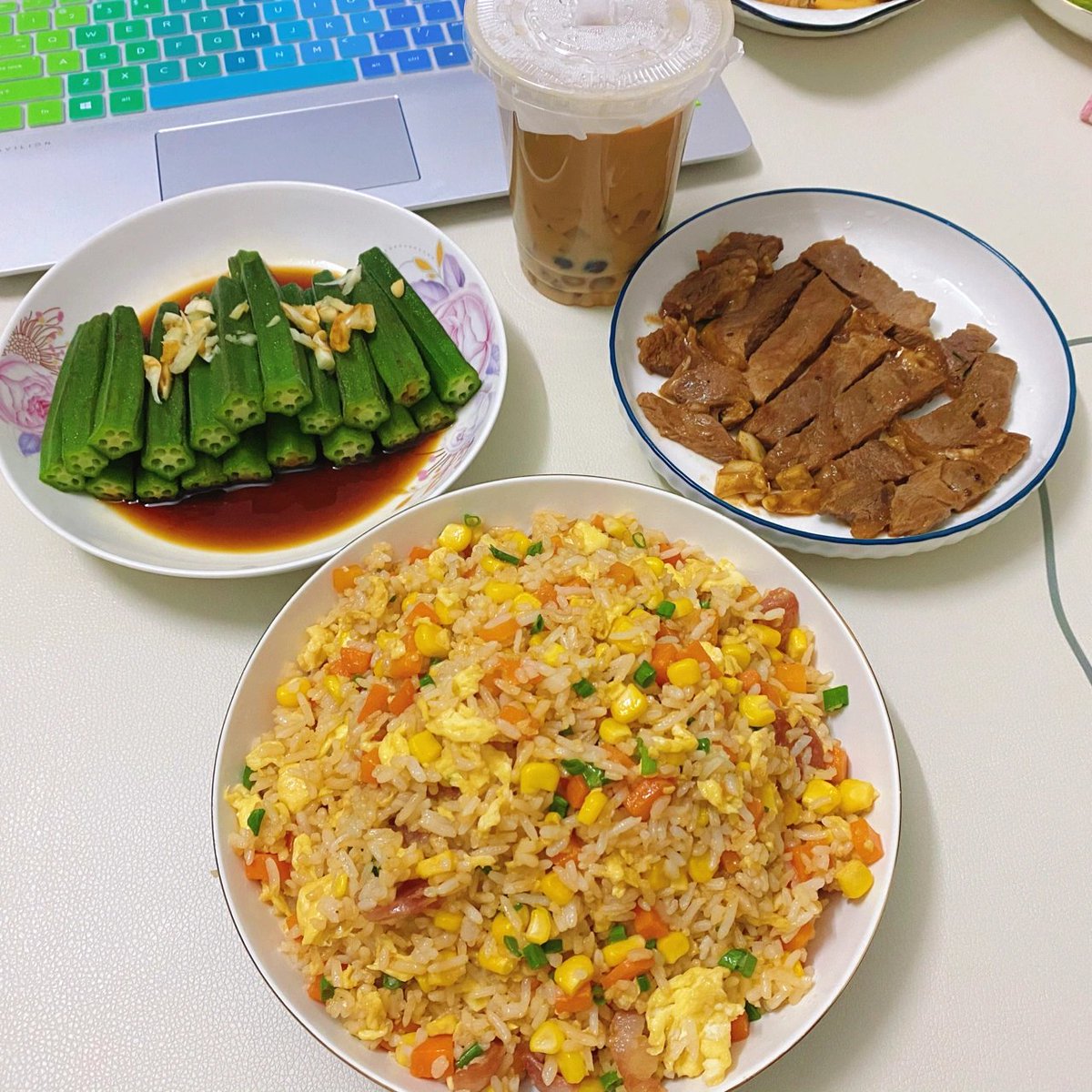 Simple 💕
Discover the beauty in the smallest fireworks
Savour the happiness of ordinary days