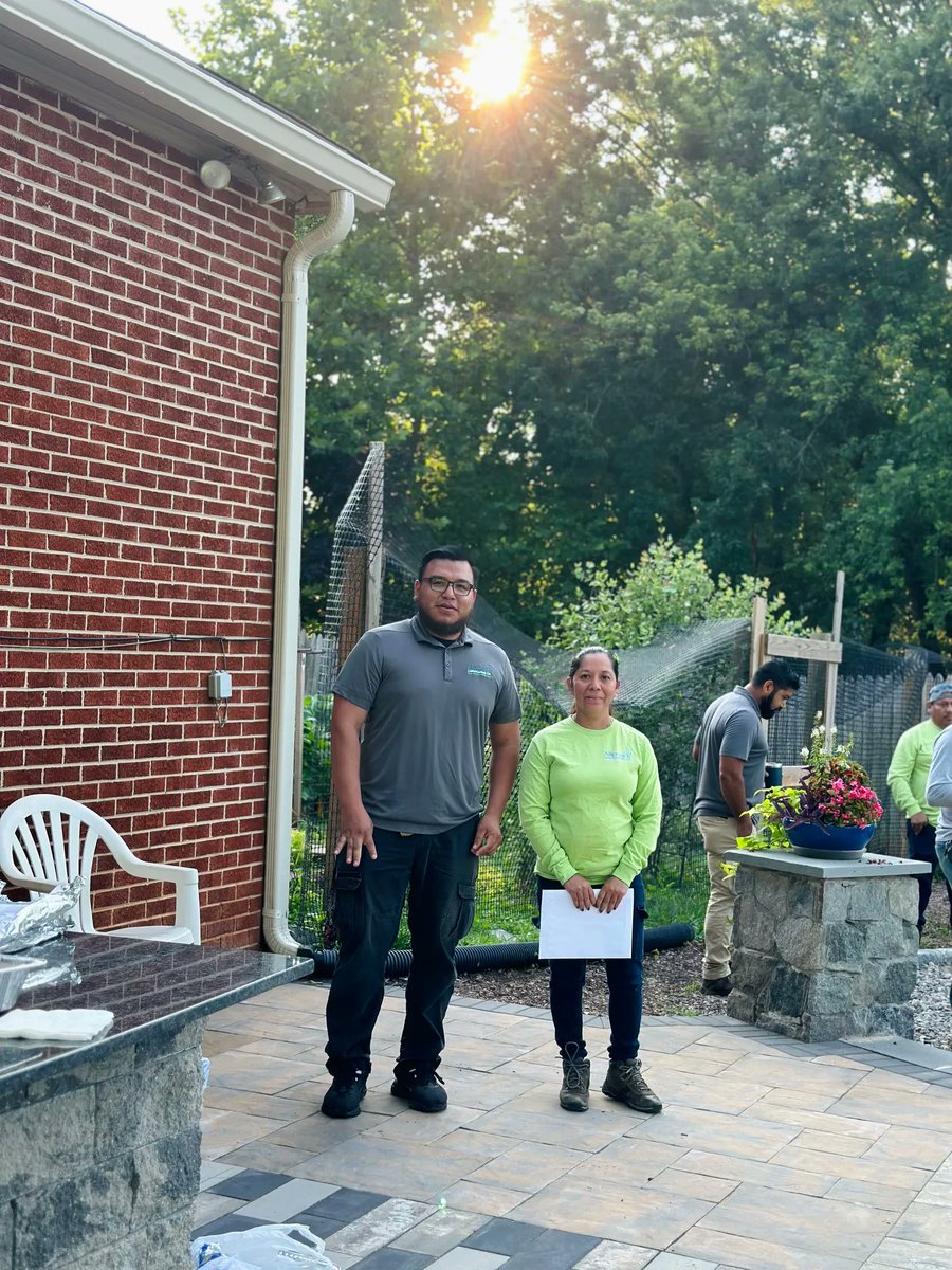 allentucklandsc's tweet photo. Celebrating our incredible crew members who embody our core values! ๐๐ At our third quarterly meeting, we recognized Kevin Elias and Hilda Barrios for their exceptional Achievement, Commitment, and Leadership with the ACL Values Awards. ๐โจ
#ACLValuesAward #CrewRecognition https://t.co/YPXd8tIkqb