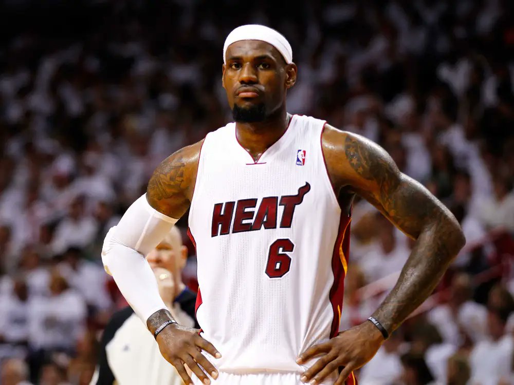 NBAMemes's tweet photo. The last time the league's best offensive player was the league's best defensive player as well🤷 https://t.co/TnnHI2SxoT