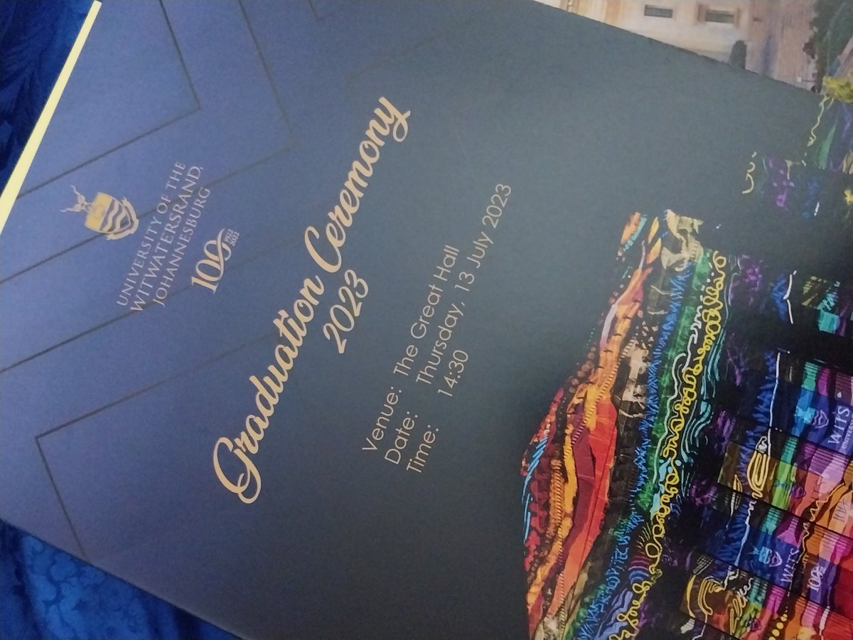 riri_uk's tweet photo. We are finally here 😭😍 #WitsGraduation https://t.co/rv9OA4HMxu