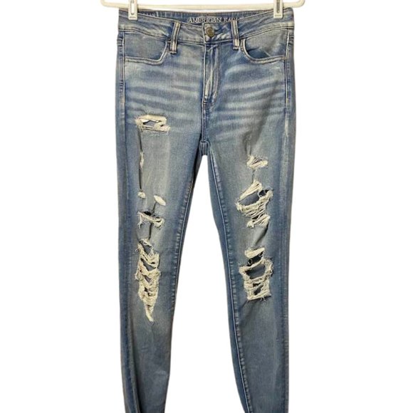MelonnieKelly's tweet photo. So good I had to share! Check out all the items I'm loving on @Poshmarkapp from @Christys_Blogs #poshmark #fashion #style #shopmycloset #newyorkcompany #americaneagleoutfitters #revolve: https://t.co/hbKxuzYbNp https://t.co/MZoaM0zwOy