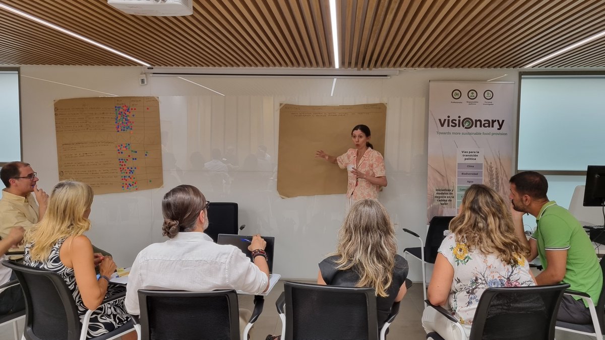 CoopsAgroES's tweet photo. The decarbonisation of the #cooperative #dairy sector was the focus on tuesday #VISIONARY #SciencePoliyInterface foresight workshop. @CoopsAgroES and @UPV brought together dairy #cooperatives, policy-makers, academia, research and retailers @visionary_eu @HorizonEU https://t.co/h1RmIt9z2W