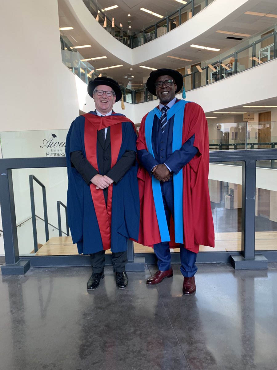 profbarrydoyle's tweet image. Our ⁦@HuddersfieldUni⁩ ⁦@HistoryatHud⁩ #HudGrad today and my last. So proud of Milton Brown of ⁦@KirkleesLocalTV⁩ on his doctorate. Well done Dr Brown!