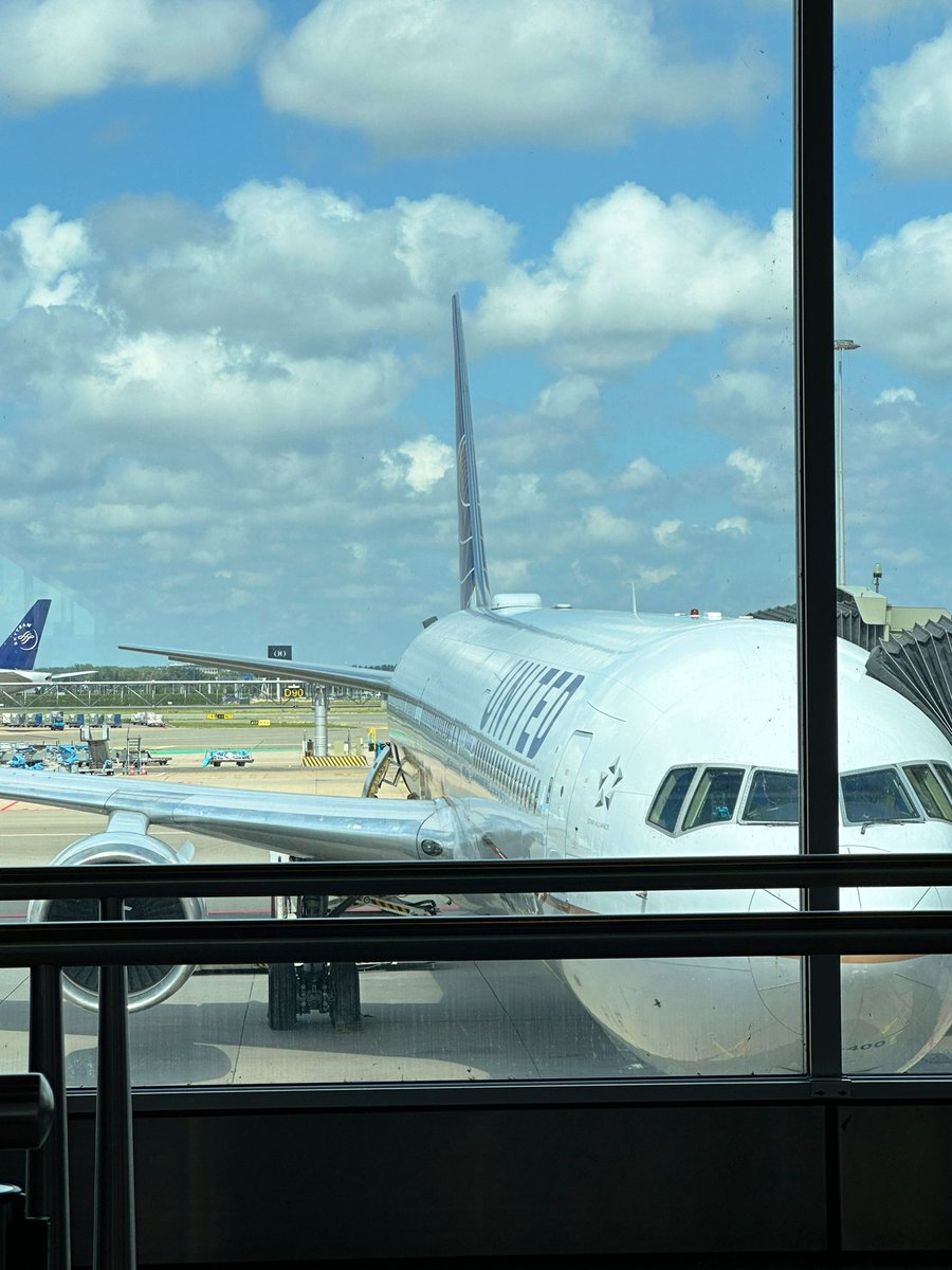 Andrew Desiderio tweet media