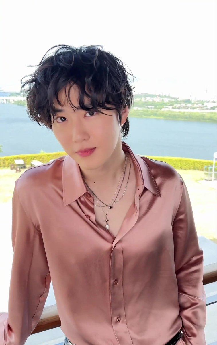 수호룩봇 (@suholook) on Twitter photo 